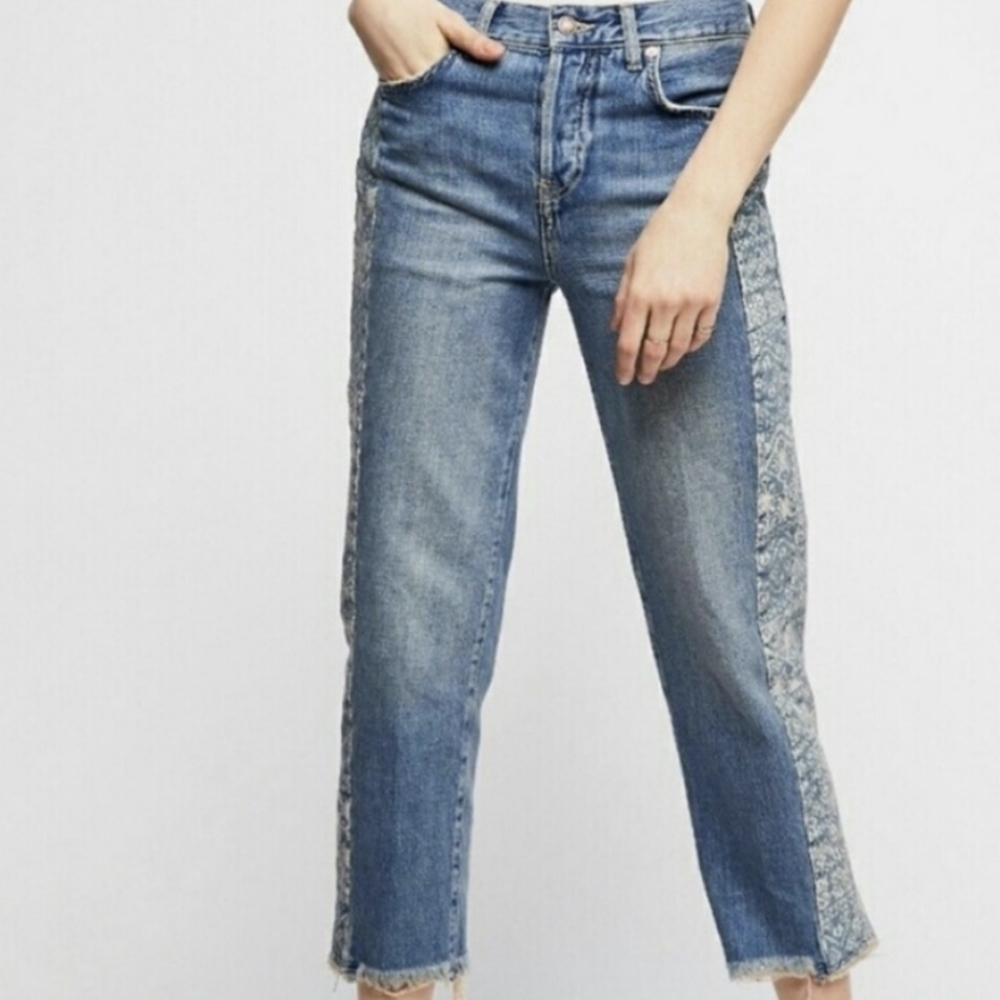 Free People We The Free Aztec Side Print Ankle Boyfriend Raw Hem Jeans Sz 24